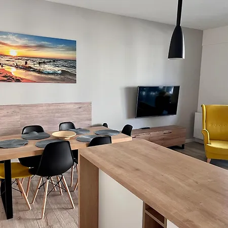 W Rewalu Nad Samym Morzem 3*