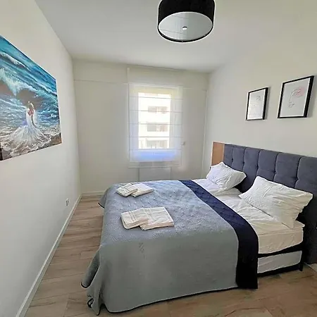 W Rewalu Nad Samym Morzem Aparthotel 3*