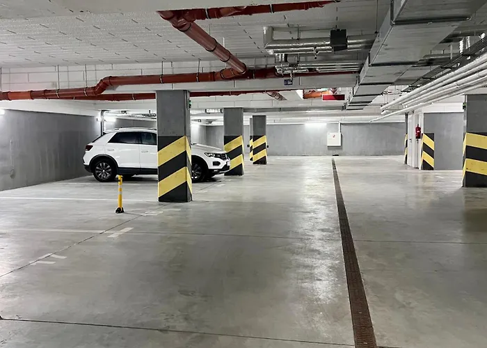 W Rewalu Nad Samym Morzem 아파트호텔 레왈